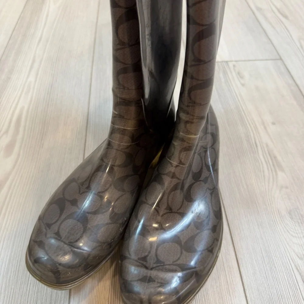 Coach Pixy Gold Brown Monogram Rubber Rain Waterproof Tall Boots Womens 10